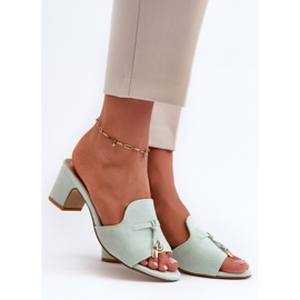 Infradito da donna con tacco alto in ecopelle scamosciata, menta Jemenna verde 1