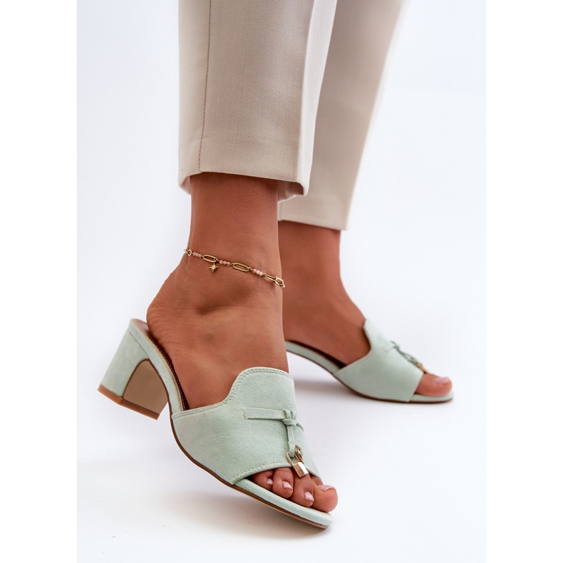 Infradito da donna con tacco alto in ecopelle scamosciata, menta Jemenna verde 2