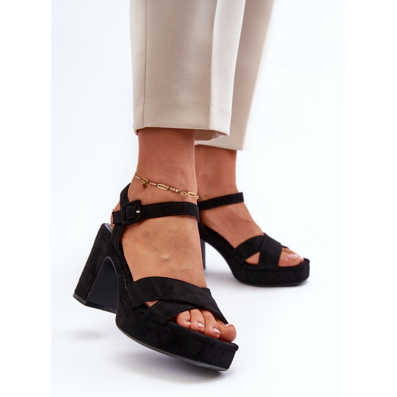 Sandali da Donna Realizzati in Eco Camoscio con Tacco Alto e Plateau, Sakane Nero 2