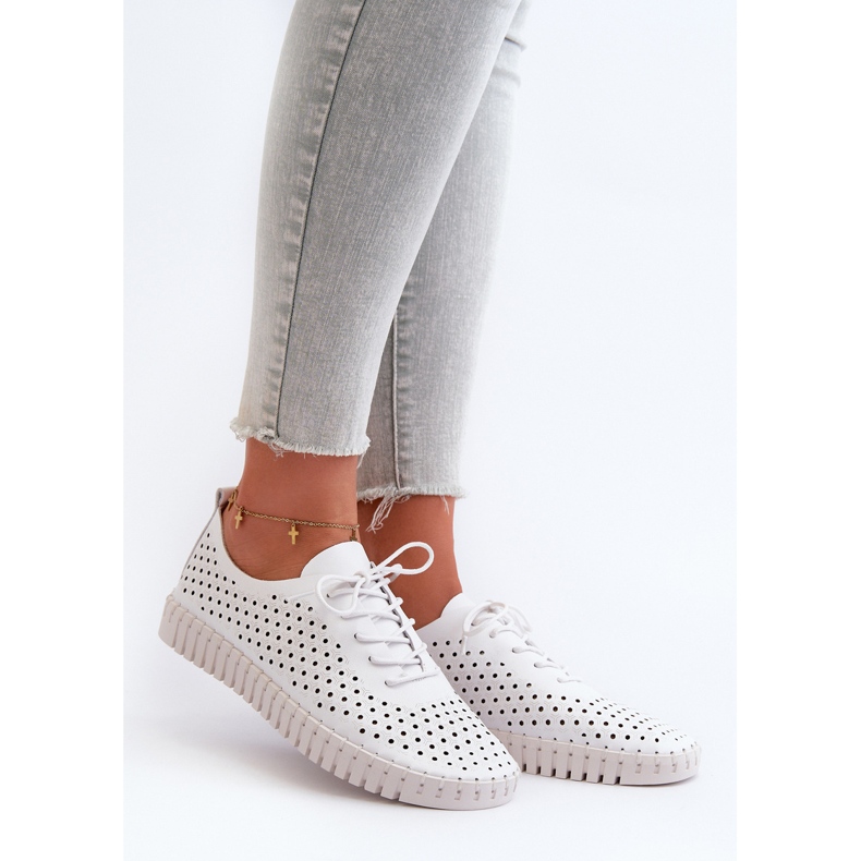 Sneakers da donna in pelle con motivo traforato, Bianco Ilvima 1