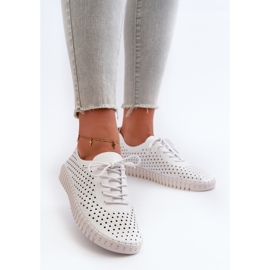Sneakers da donna in pelle con motivo traforato, Bianco Ilvima 2