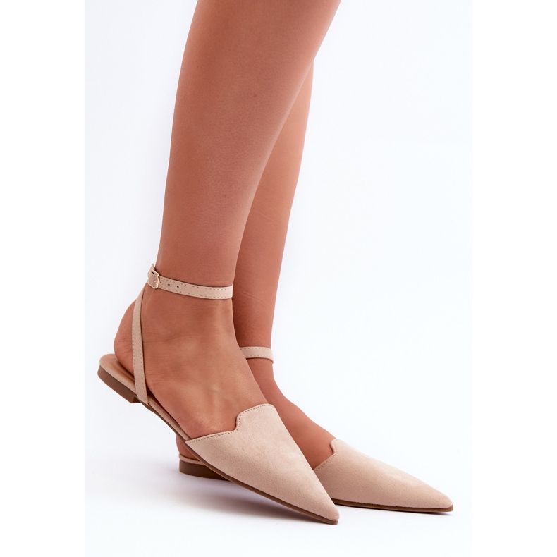 Ballerine beige allacciate in ecopelle scamosciata con punta Ellesara 2