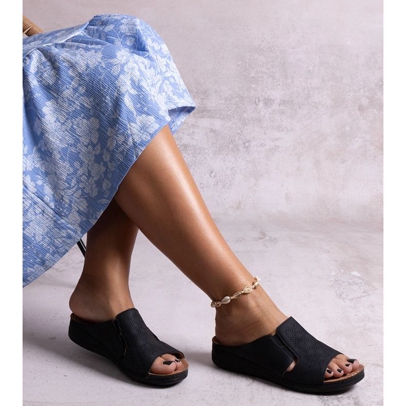 Ciabatte Marouna nere traforate nero 1