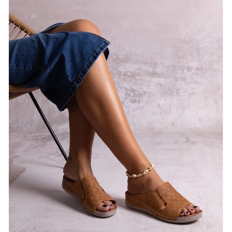 Ciabatte Marouna traforate marroni marrone 1