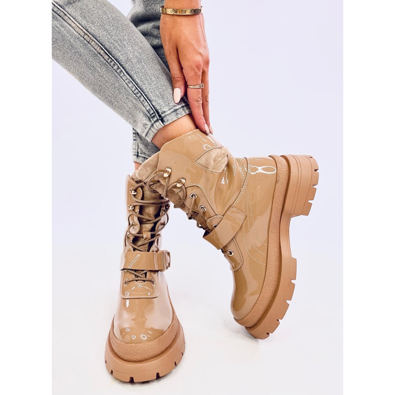 Stivali militari Jens Khaki verniciati beige 2