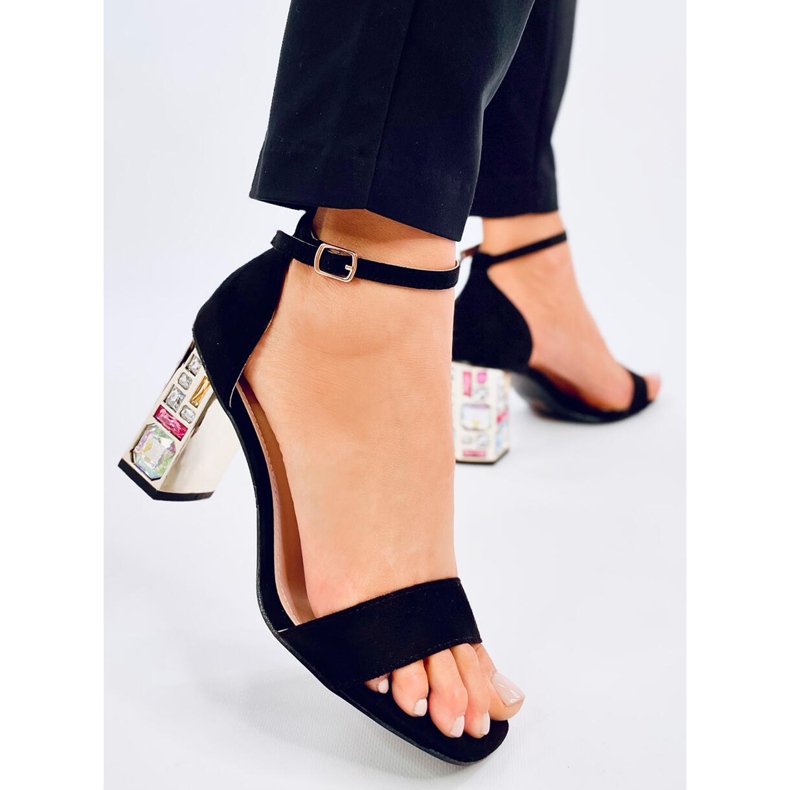 Whitneys Sandali neri con tacco alto e pietre nero 2