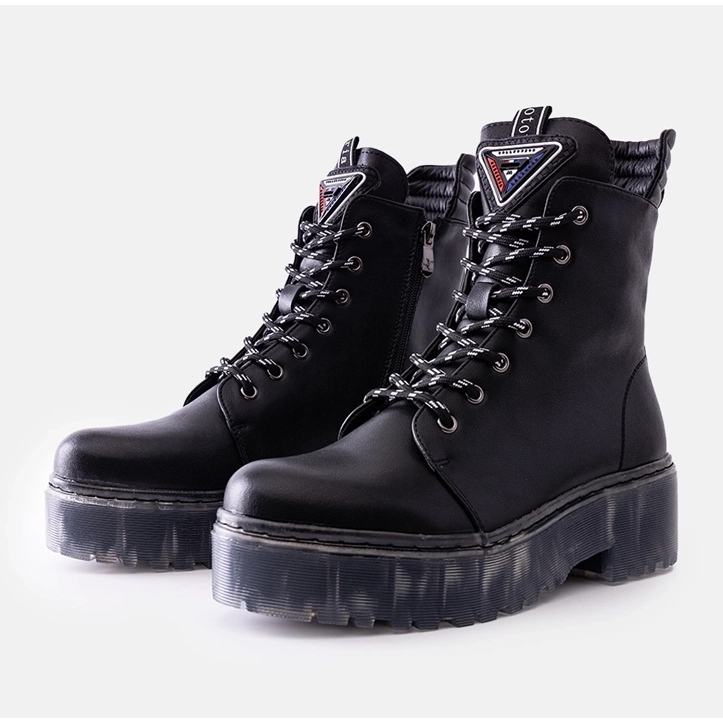 Stivaletti Charlton in pelle nera nero 1