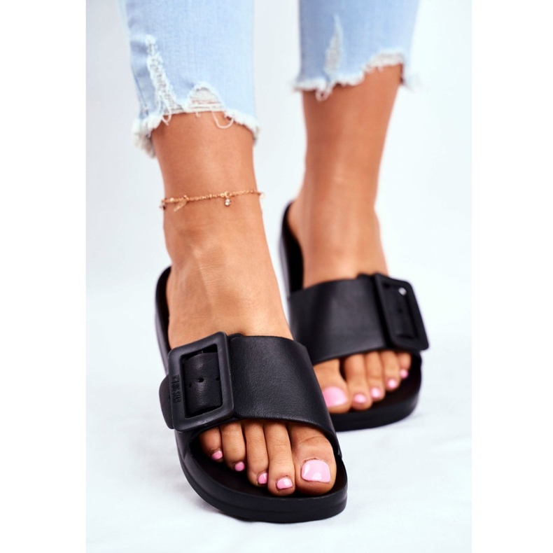 Pantofole da Donna Big Star con Fibbia Nere FF274A389 nero 2