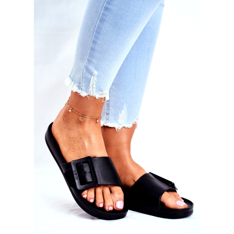 Pantofole da Donna Big Star con Fibbia Nere FF274A389 nero 1