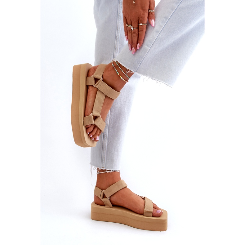 Ideal Shoes Sandali con plateau da donna, Beige 3