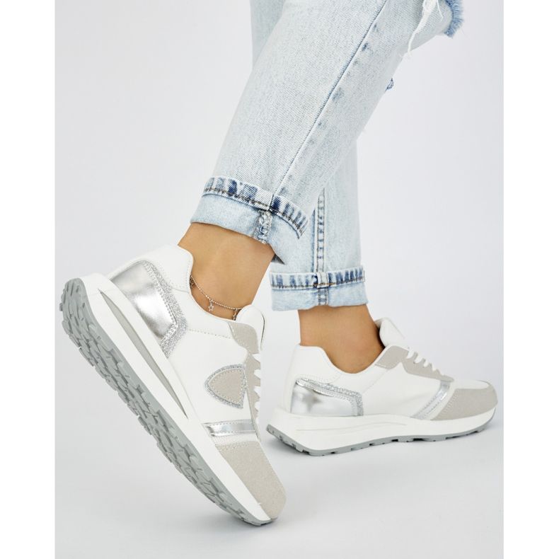 Scarpe sportive bianche da donna bianca 2