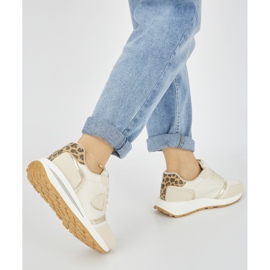 Scarpe sportive beige da donna 1