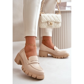 Scarpe Con Tacco Basso Da Donna, Realizzate In Eco Pelle Menloa Beige 2