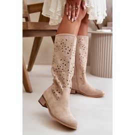 Stivali da donna traforati con tacco basso in ecopelle scamosciata fissati con cerniera Orchidee beige 2