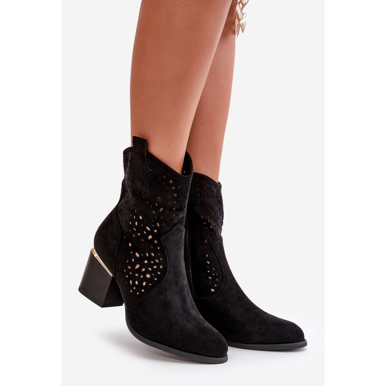 Stivaletti traforati in eco suede, chiusi con cerniera, colore Sevana nero 1