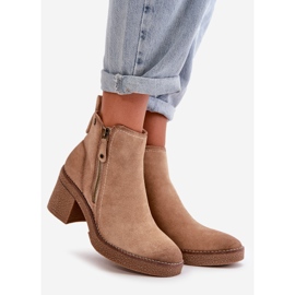 Stivaletti da donna isolanti realizzati in eco-camoscio, Velarilla beige 1