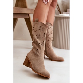 Jezzi Stivali al polpaccio traforati da donna realizzati in ecopelle scamosciata beige Nevilos 2
