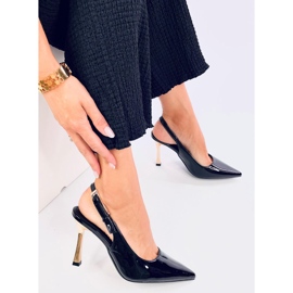 Mariot Scarpe con tacco in vernice nera con tacco aperto nero 2