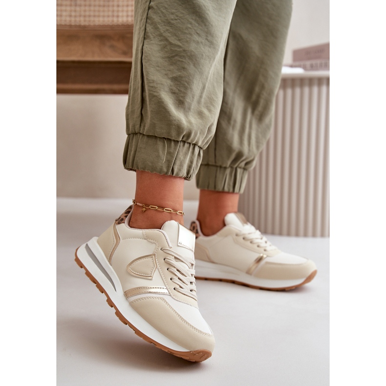 Sneakers Beige da Donna Realizzate in Eco Pelle Velaniela 2