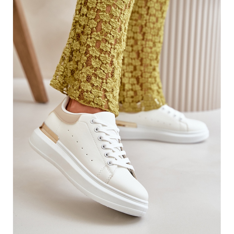 Sneakers Basse da Donna con Plateau Realizzate in Eco Pelle, Nevelena Bianca e Beige 2