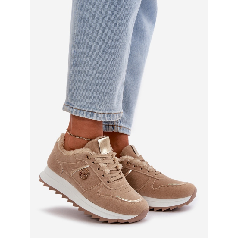 Scarpe sportive da donna foderate in pelliccia sulla piattaforma Lerisas color kaki beige 1