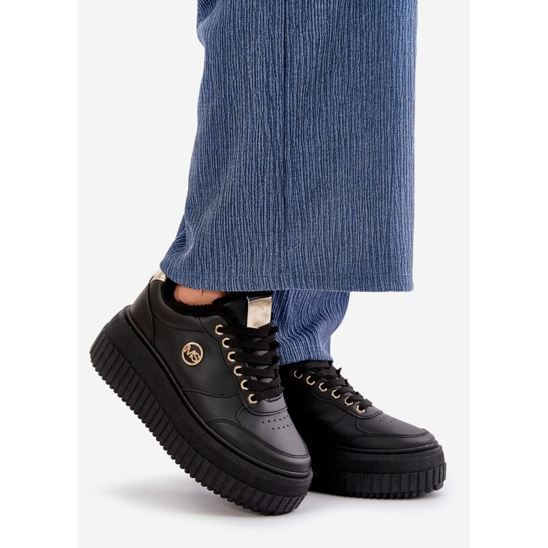 Sneakers sportive isolate da donna con suola spessa, Ardiela nera nero 1