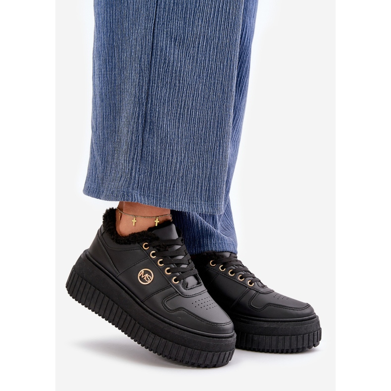 Sneakers sportive isolate da donna con suola spessa, Nero Verisha 1