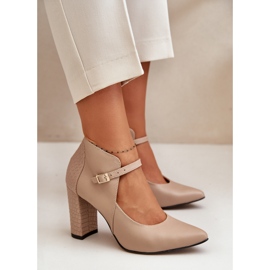 Décolleté in pelle con punta appuntita su tacco alto Beige Laura Messi 2832 2