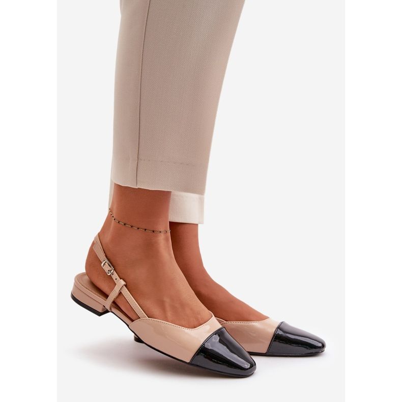 Ballerine in vernice beige con tacco aperto, Kairael beige 1