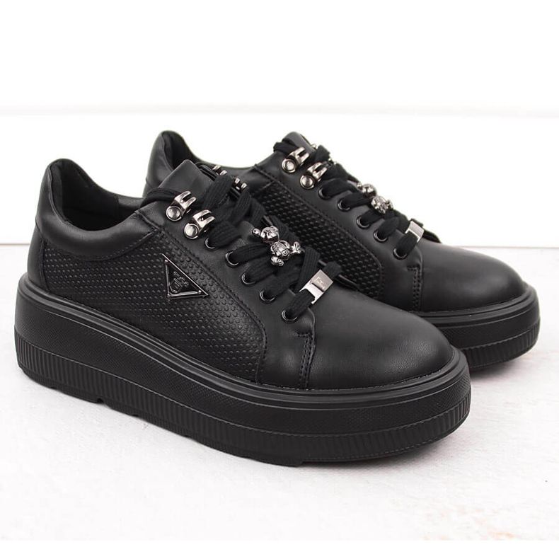 Scarpe da donna in pelle nera su plateau Filippo DP6382 nero 2