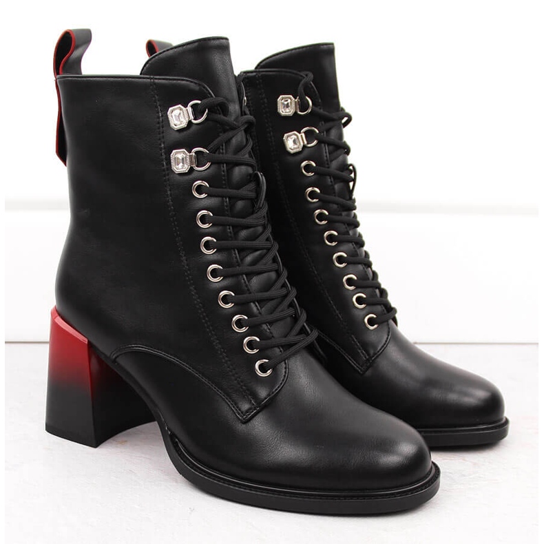 Stivaletti da donna con tacco decorativo nero D&amp;A S.Barski Collezione Premium MR880-132 2
