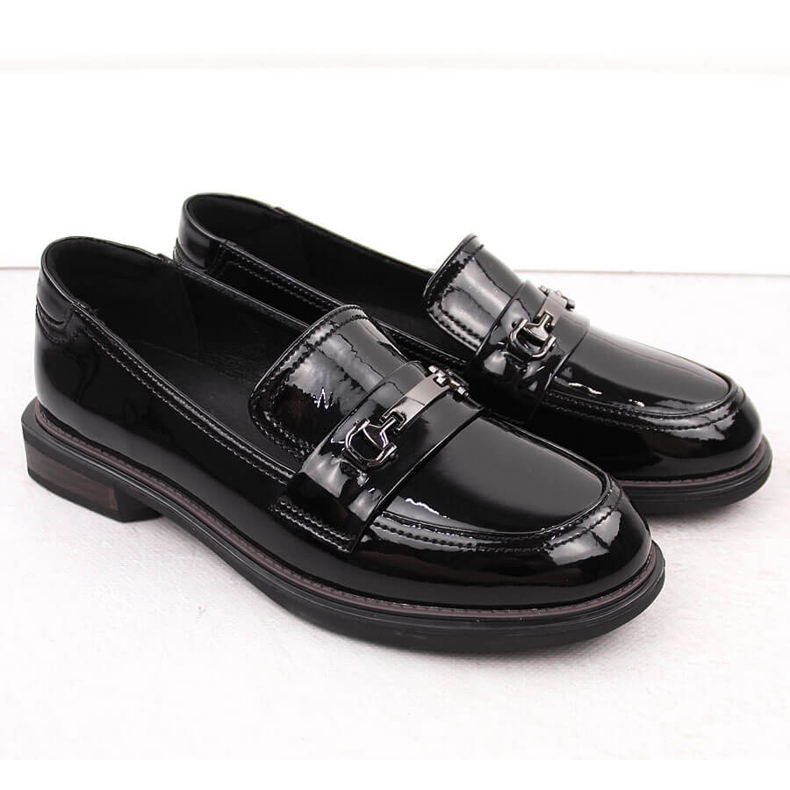 Scarpe da donna in vernice nera Filippo DP6306/24 nero 2