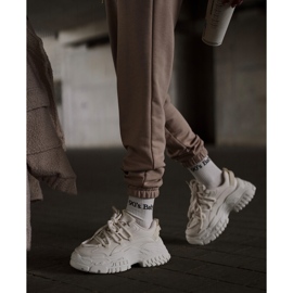 Sneakers beige chiaro da donna su suola spessa Nevela 2