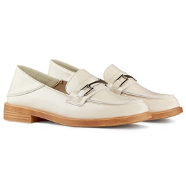 Scarpe da donna in vernice beige 1