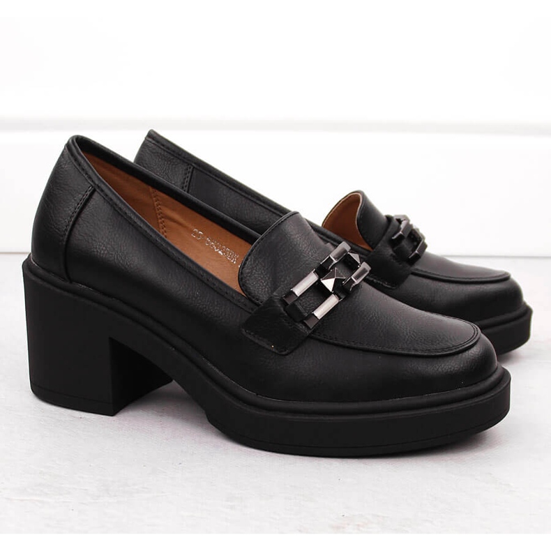 Scarpe nere da donna Vinceza con tacco alto e catena nero 2