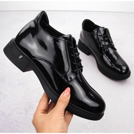 Stivaletti da donna in vernice nera Vinceza 58413 nero 1