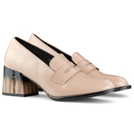 Scarpe da donna beige vernice con tacco basso e comodo 1