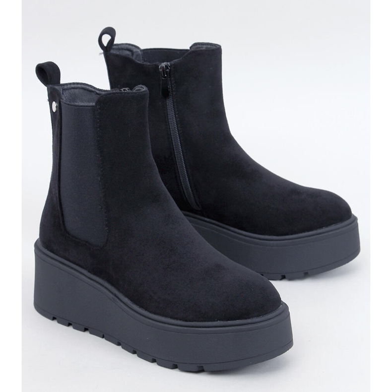 Stivaletti Chelsea Ronda neri con plateau nero 1