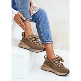 Sneakers da donna in pelle scamosciata con plateau e allacciatura spessa Artiker 54C1466 Marrone chiaro 2