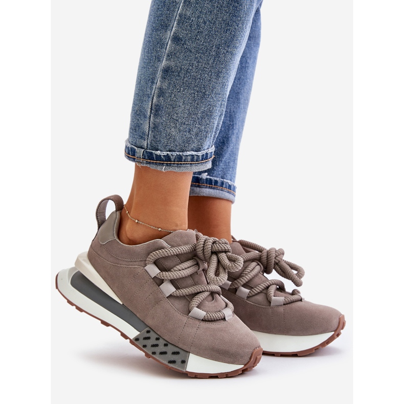 Sneakers da Donna in Pelle Scamosciata con Plateau Con Allacciatura Spessa Artiker 54C1463 Grigio 1