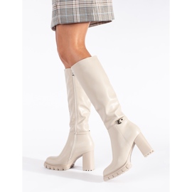 Classici stivali beige con tacco alto 1
