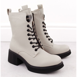 Stivaletti da donna in pelle beige Vinceza 66671 2