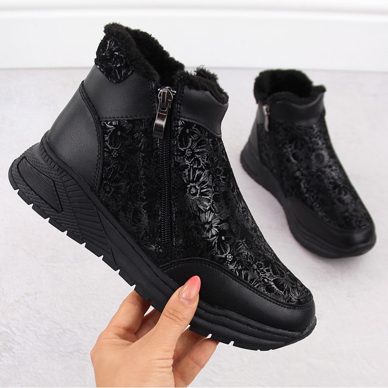 Stivaletti da donna in pelle nera con fiori T.Sokolski Z24-329 nero 1