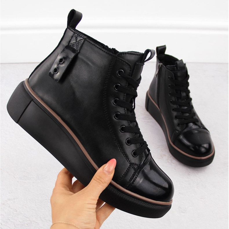 Stivali neri isolanti in pelle da donna T.Sokolski Z24-218 nero 1