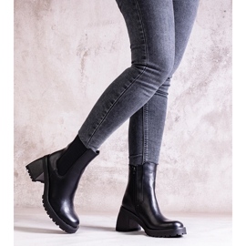 Stivaletti neri da donna realizzati in ecopelle Ariane nero 1