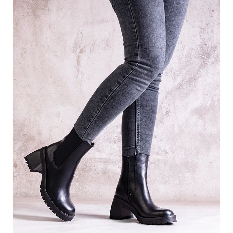 Stivaletti neri da donna realizzati in ecopelle Ariane nero 1