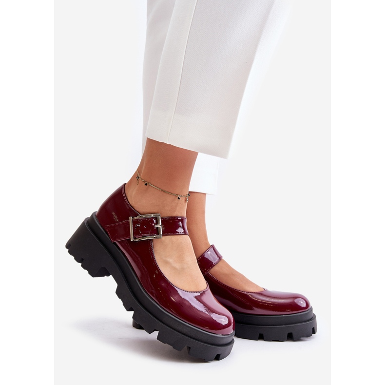 Scarpe da donna in vernice con fibbia, Plikuria bordeaux rosso 1