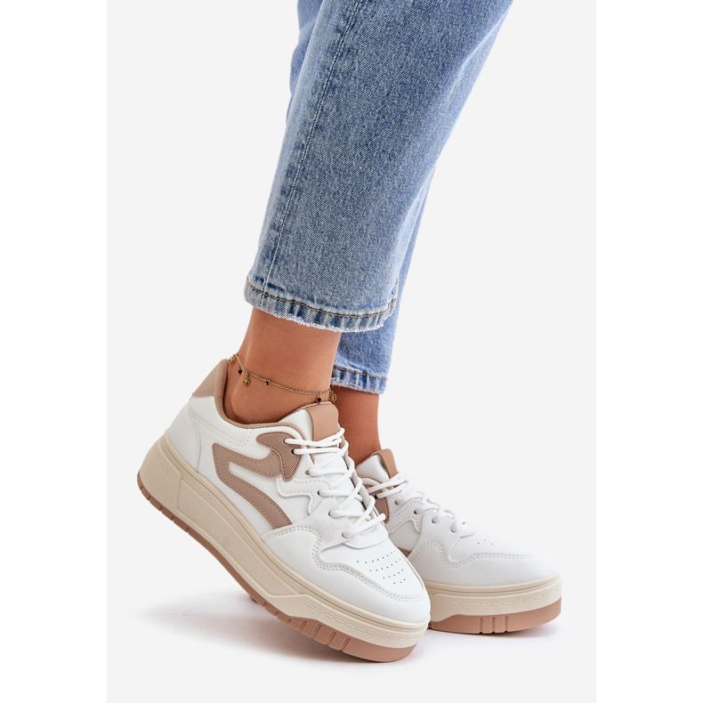 Sneakers da Donna in Eco Pelle sulla Piattaforma Bianca e Beige Henizore 1
