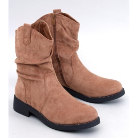 Stivaletti piatti in camoscio Vashtis Camel marrone 1