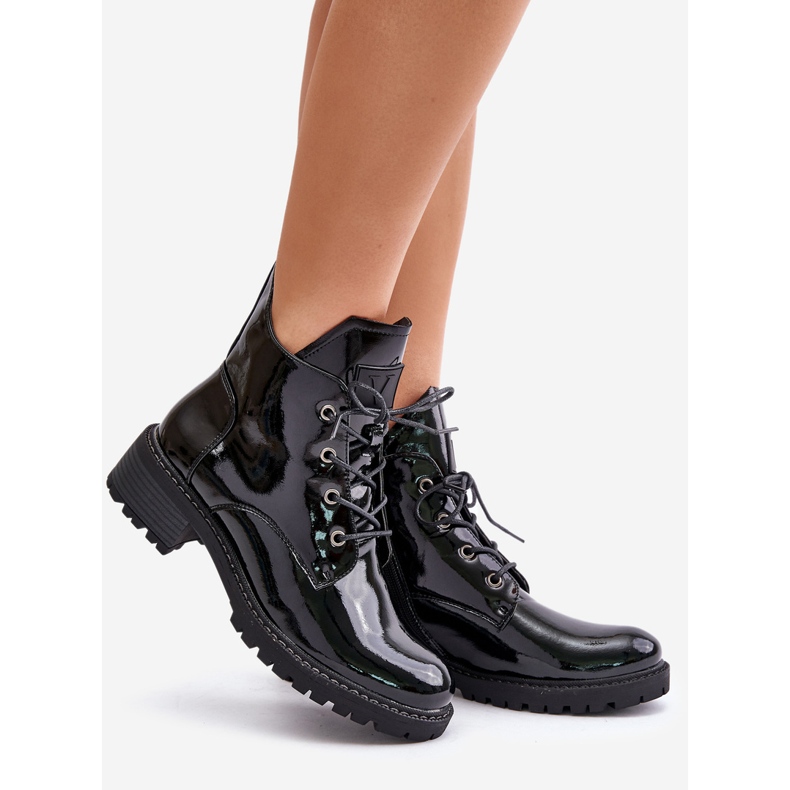 Stivali da donna isolati con tacco basso in vernice Vinceza 58136 Nero 1
